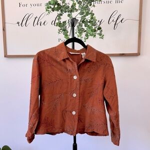 Super cute vintage 100% silk cropped long sleeve, beautiful embroidered detail